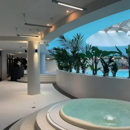 アパート Hanza Tower Apartment-basen シュチェチン