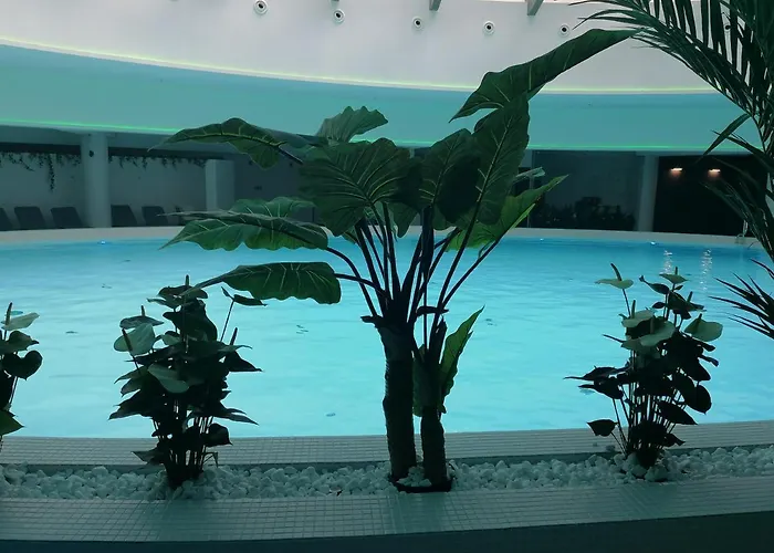 Hanza Tower Apartment-basen * 什切青